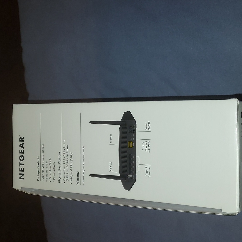 Netgear AC1600 WiFi Router - Picture 4 of 17
